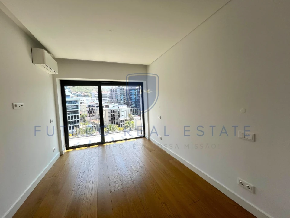 Apartamento T2 para Venda em São Martinho Foto 8
