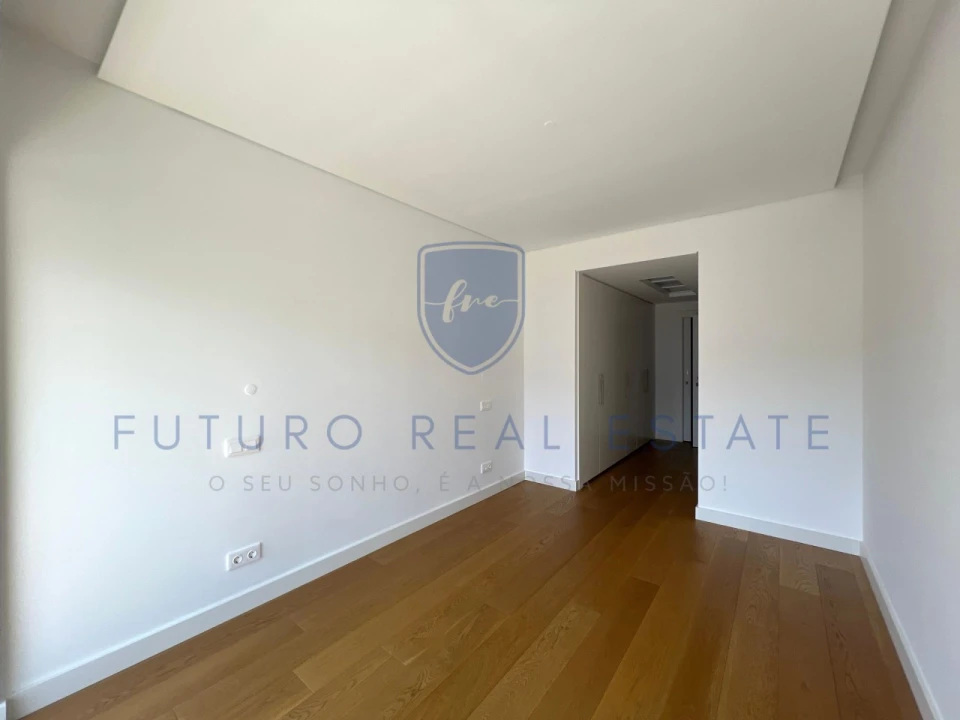 Apartamento T2 para Venda em São Martinho Foto 18