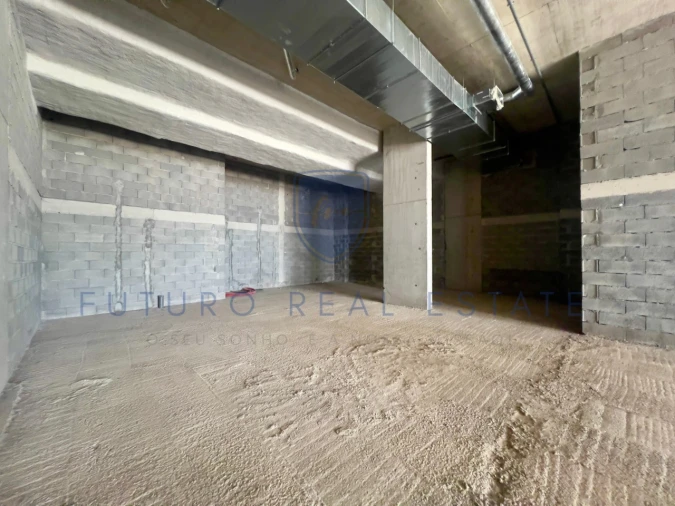 Loja para Arrendamento em São Martinho Foto 4