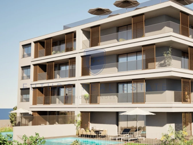 Apartamento T1 para Venda em Estreito de Camara de Lobos Foto 19