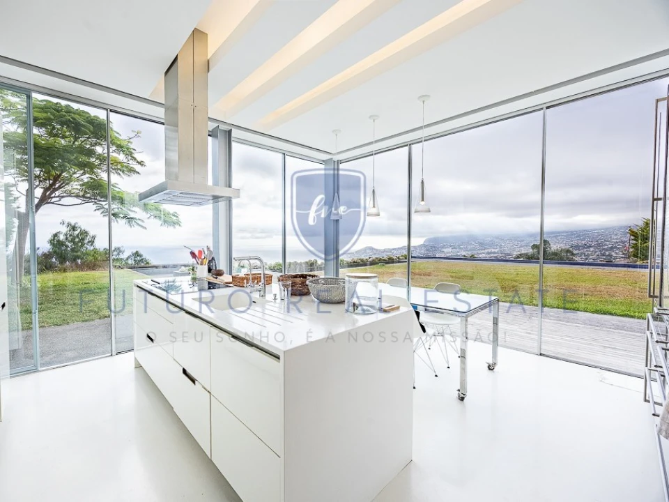 Moradia T4 para Venda em São Gonçalo Foto 16