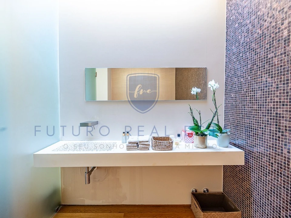 Moradia T4 para Venda em São Gonçalo Foto 30