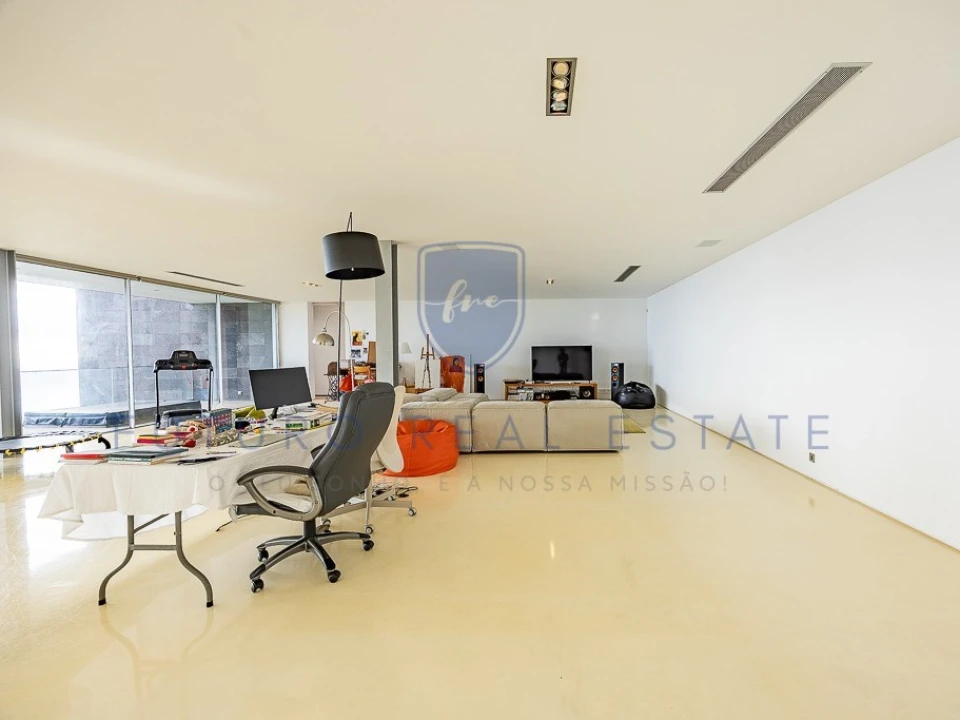 Moradia T4 para Venda em São Gonçalo Foto 40