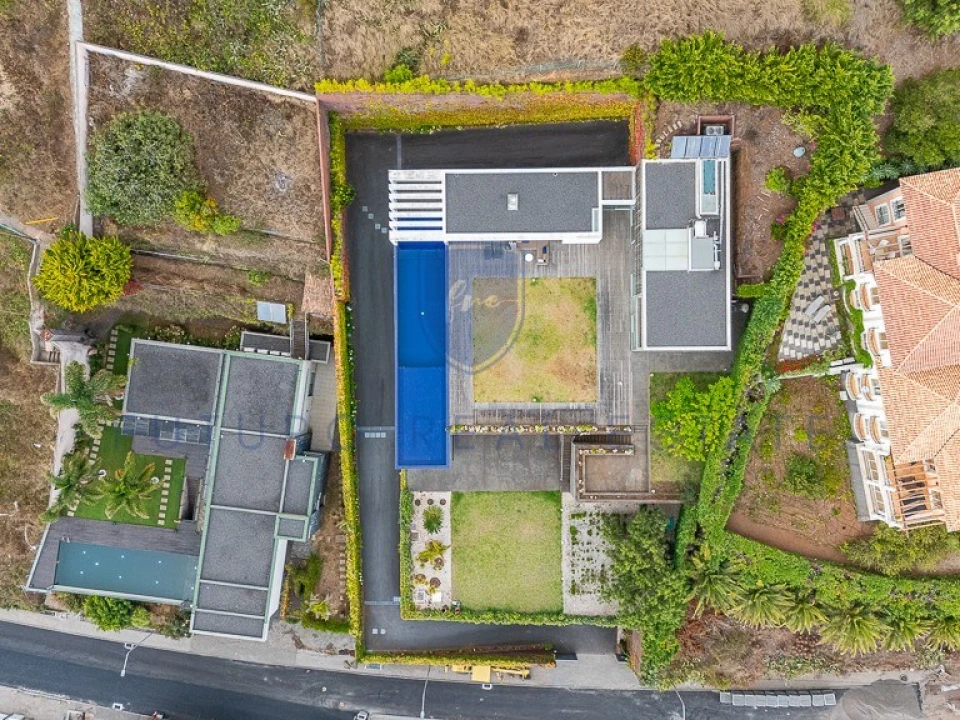 Moradia T4 para Venda em São Gonçalo Foto 58