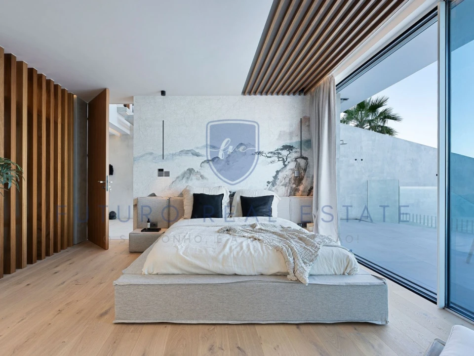 Moradia T3 para Venda em Arco da Calheta Foto 14