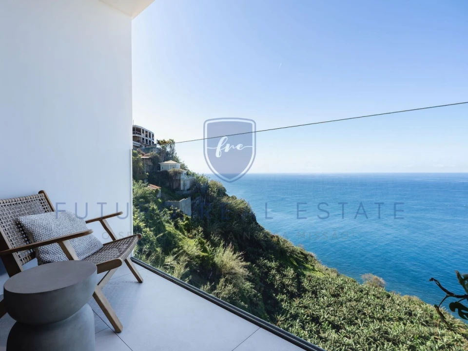 Moradia T3 para Venda em Arco da Calheta Foto 49