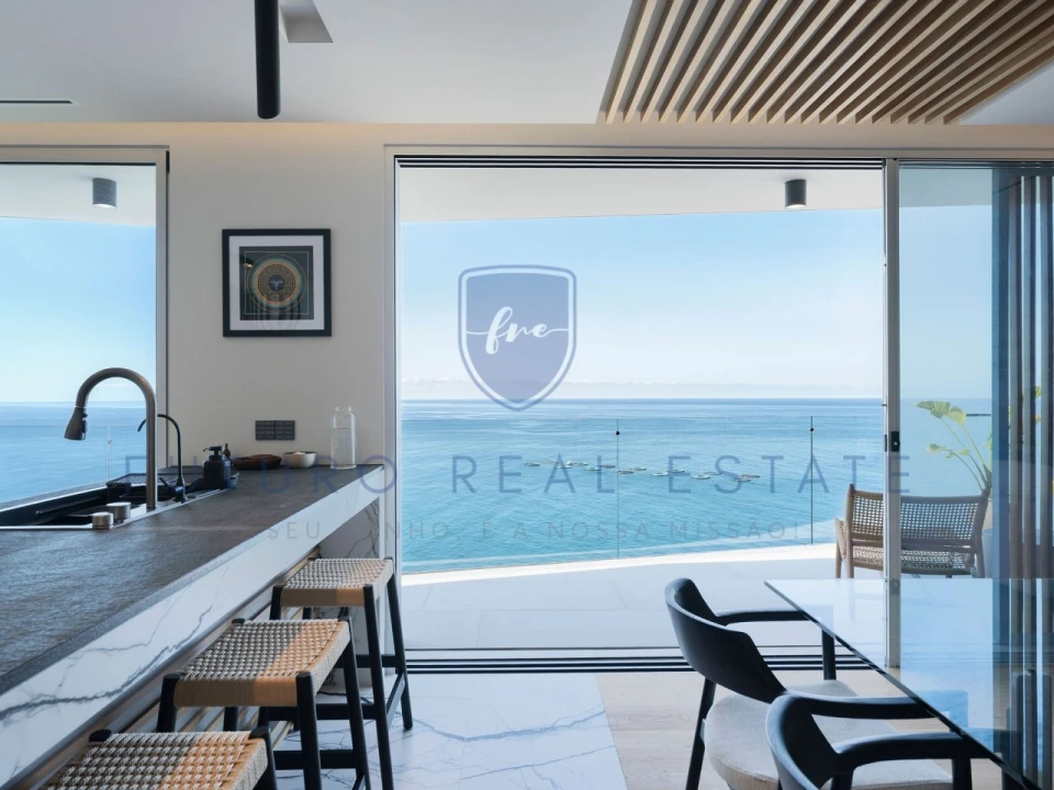 Moradia T3 para Venda em Arco da Calheta Foto 77