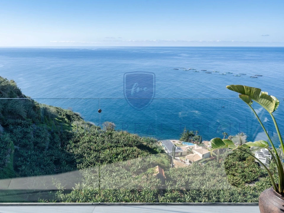 Moradia T3 para Venda em Arco da Calheta Foto 78