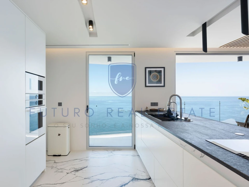 Moradia T3 para Venda em Arco da Calheta Foto 79