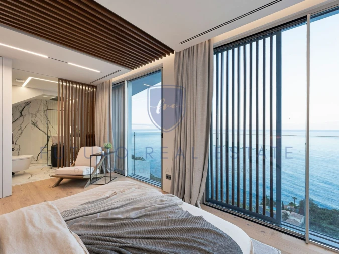 Moradia T3 para Venda em Arco da Calheta Foto 42