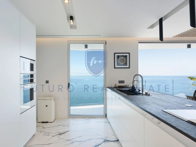 Moradia T3 para Venda em Arco da Calheta Foto 79