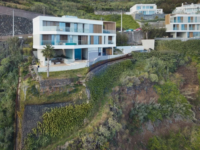 Moradia T3 para Venda em Arco da Calheta Foto 111