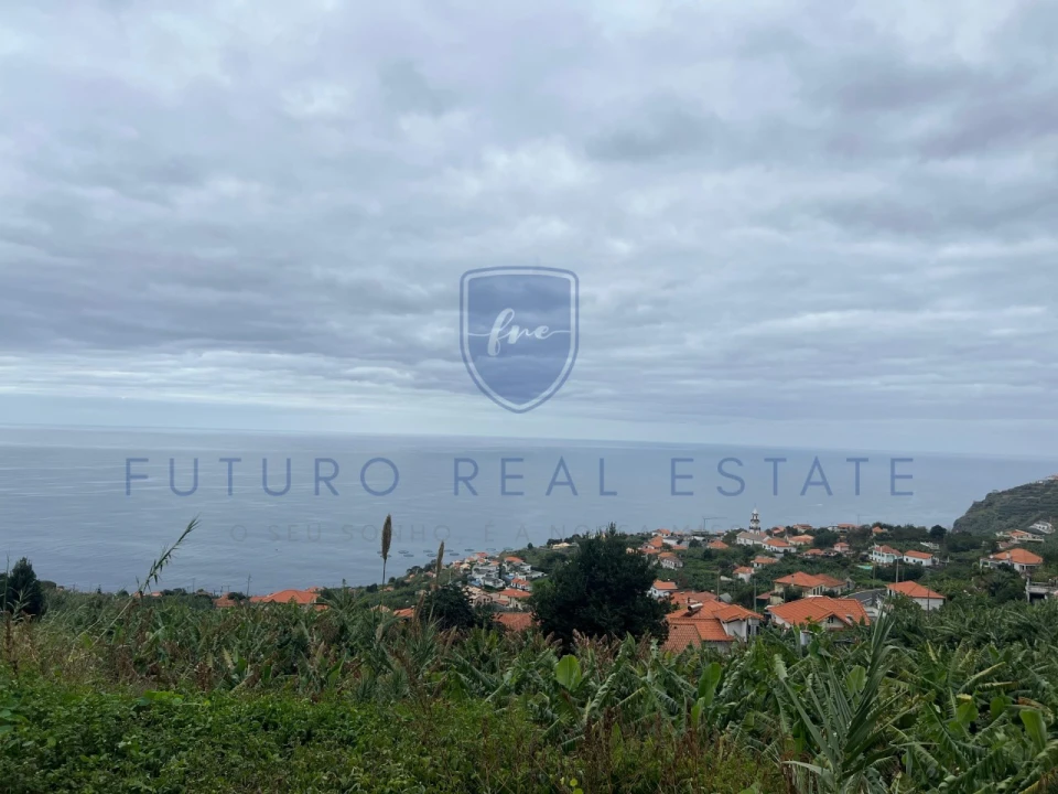 Terreno para Venda em Arco da Calheta Foto 7