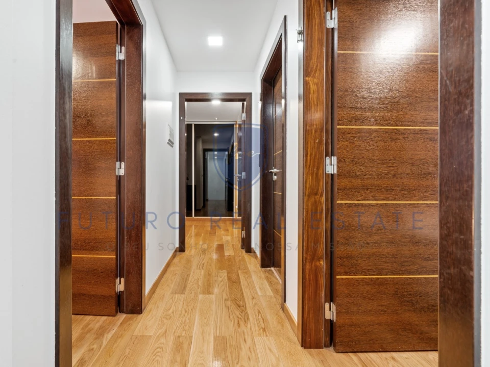 Moradia T3 para Venda em São Martinho Foto 15