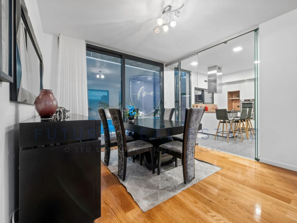 Moradia T3 para Venda em São Martinho Foto 19