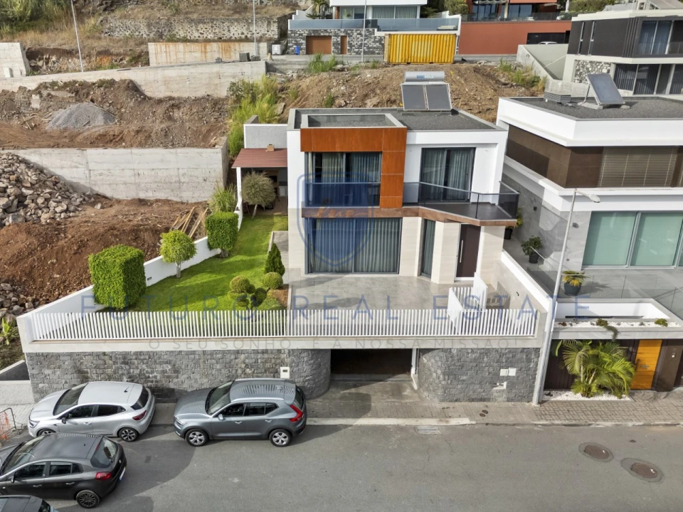 Moradia T3 para Venda em São Martinho Foto 30