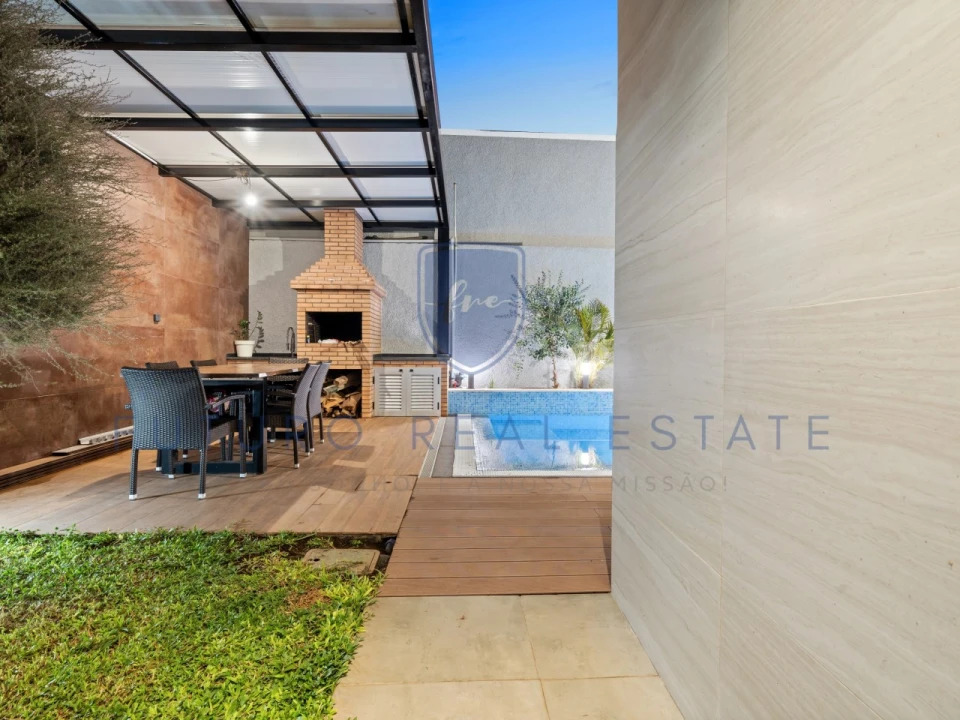 Moradia T3 para Venda em São Martinho Foto 2