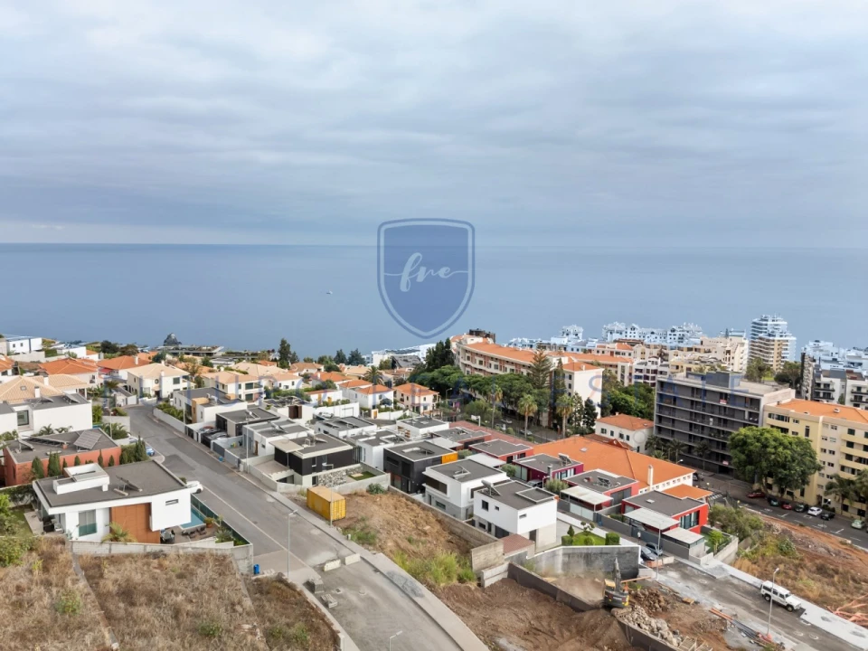 Moradia T3 para Venda em São Martinho Foto 36