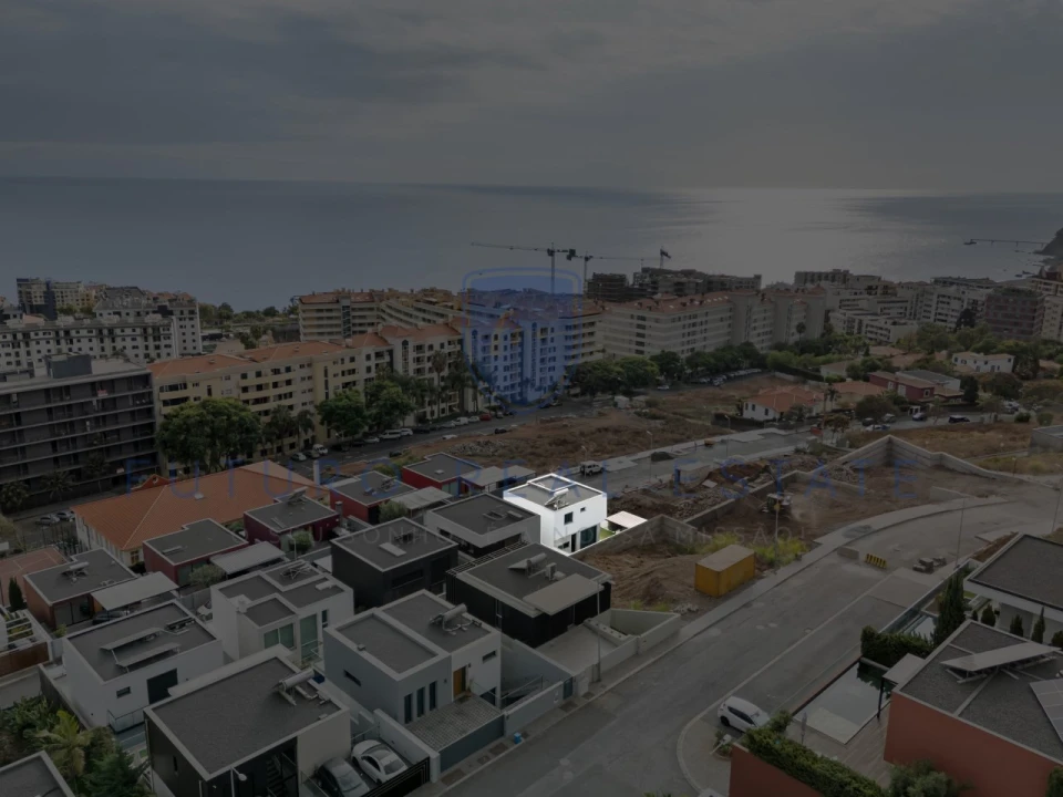 Moradia T3 para Venda em São Martinho Foto 40