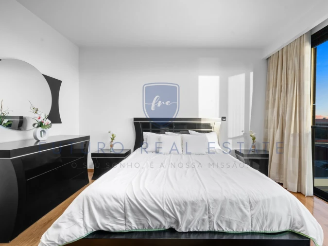 Moradia T3 para Venda em São Martinho Foto 6