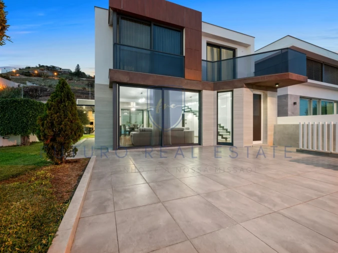 Moradia T3 para Venda em São Martinho Foto 26