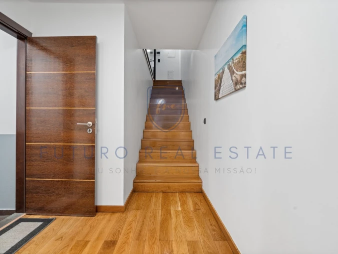 Moradia T3 para Venda em São Martinho Foto 31