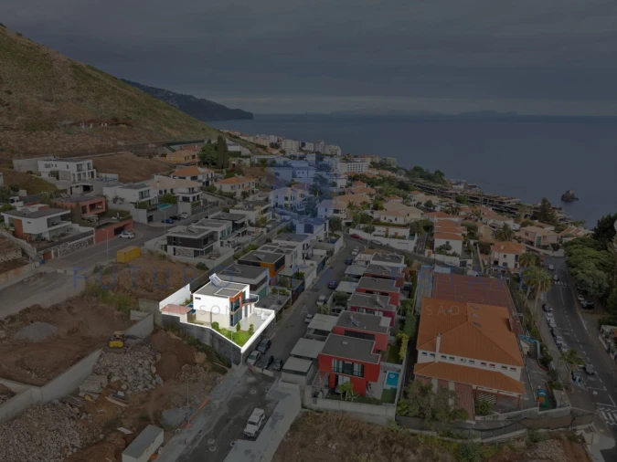 Moradia T3 para Venda em São Martinho Foto 38