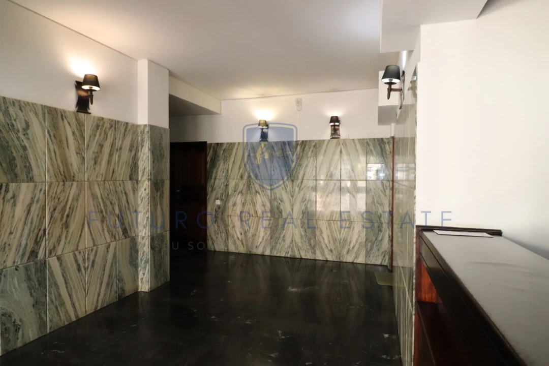 Apartamento T1 para Venda em São Martinho Foto 23
