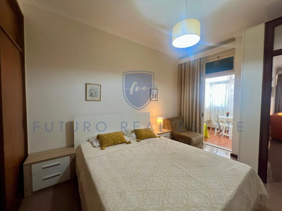 Apartamento T1 para Venda em São Martinho Foto 18