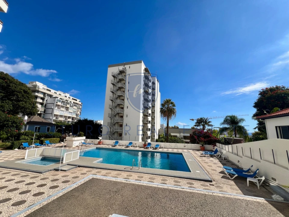 Apartamento T1 para Venda em São Martinho Foto 28