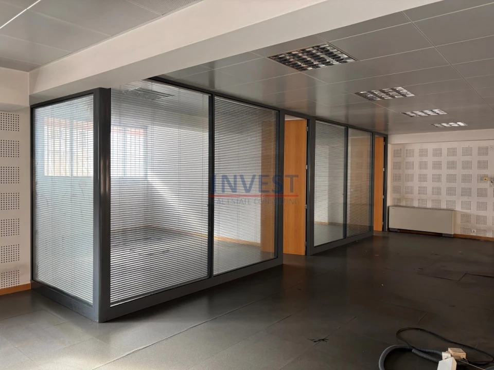 Escritório para Arrendamento em Cedofeita, Santo Ildefonso, Sé, Miragaia, São Nicolau e Vitória Foto 2