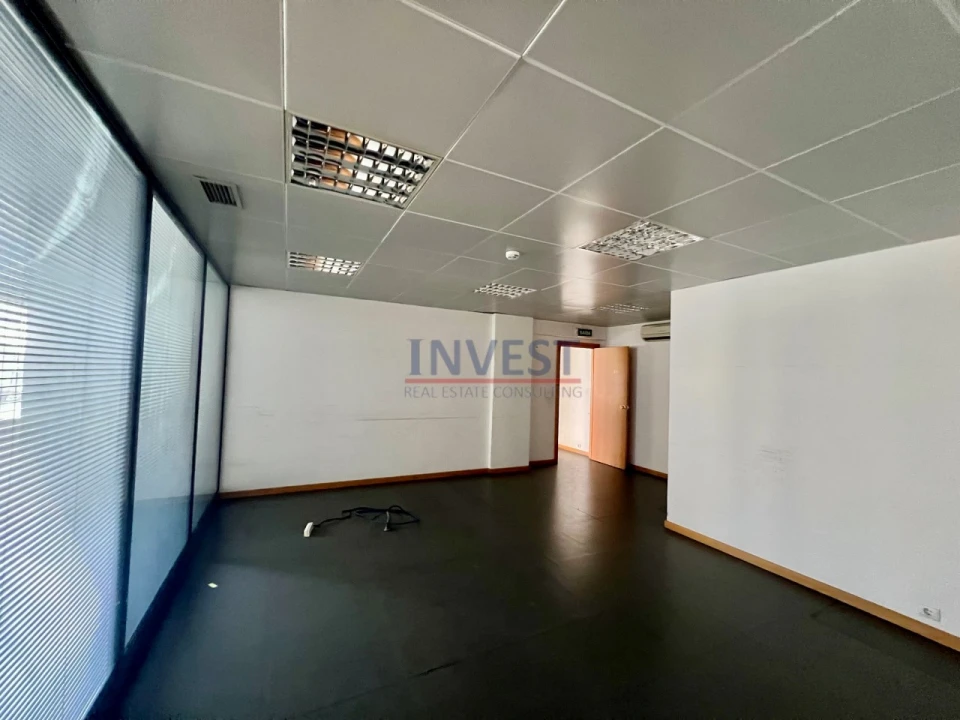 Escritório para Arrendamento em Cedofeita, Santo Ildefonso, Sé, Miragaia, São Nicolau e Vitória Foto 17