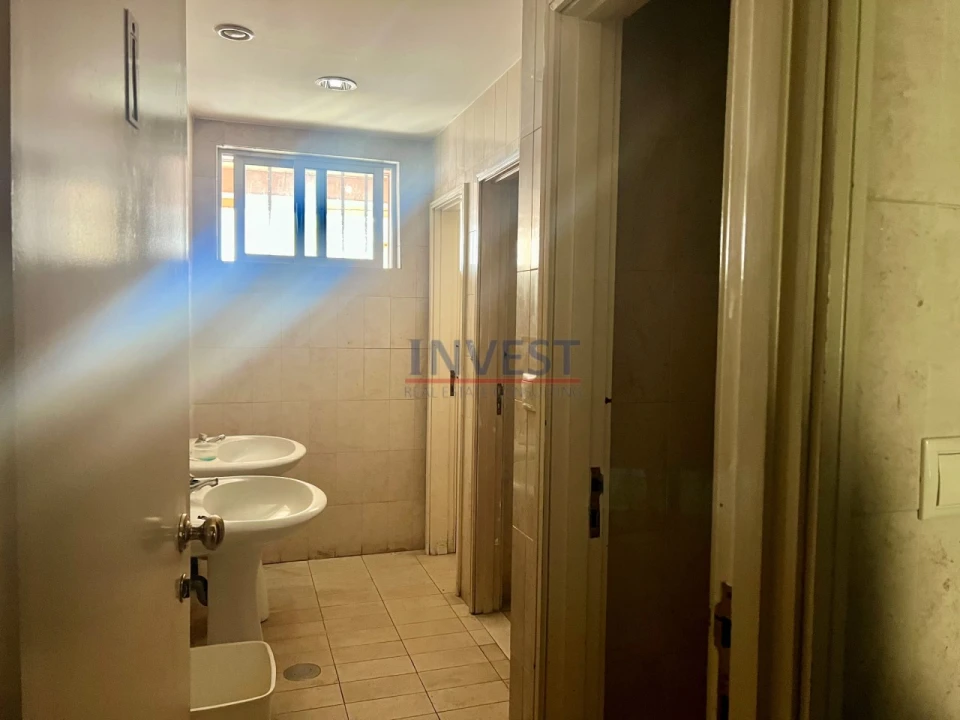 Escritório para Arrendamento em Cedofeita, Santo Ildefonso, Sé, Miragaia, São Nicolau e Vitória Foto 24