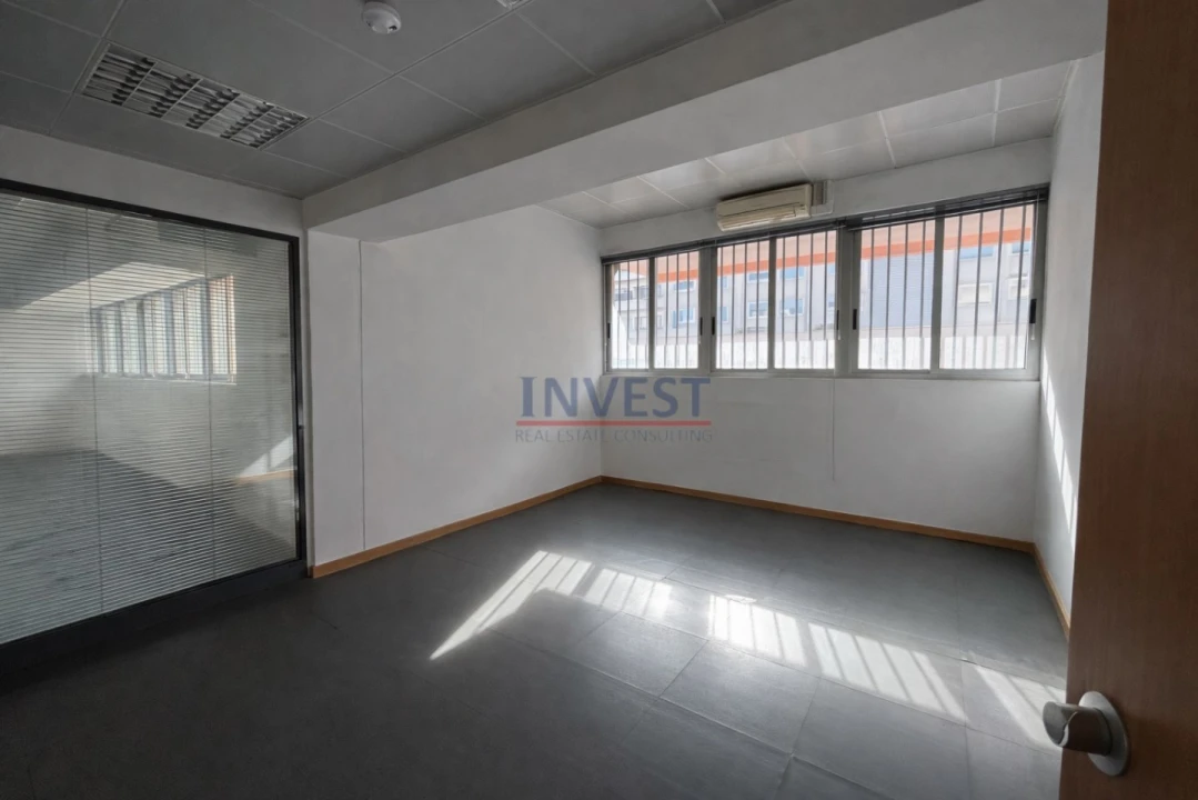 Escritório para Arrendamento em Cedofeita, Santo Ildefonso, Sé, Miragaia, São Nicolau e Vitória Foto 3