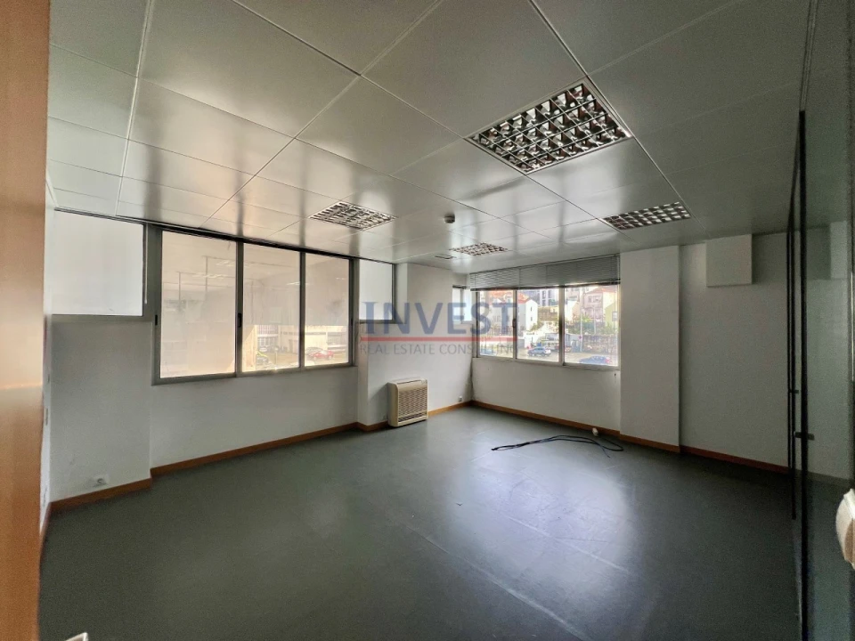 Escritório para Arrendamento em Cedofeita, Santo Ildefonso, Sé, Miragaia, São Nicolau e Vitória Foto 31