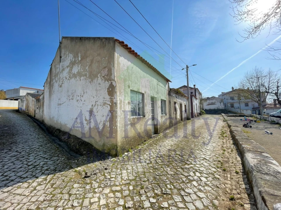 Moradia para Venda em Santa Maria, São Pedro e Sobral da Lagoa Foto 2