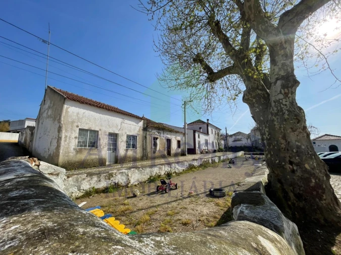 Moradia para Venda em Santa Maria, São Pedro e Sobral da Lagoa Foto 1