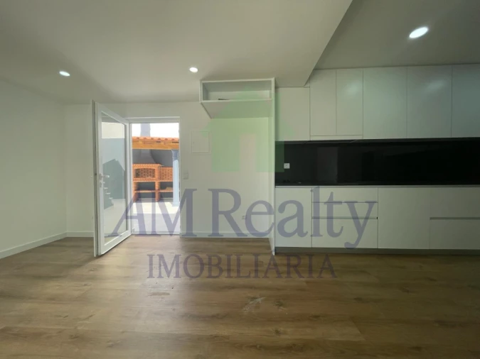 Moradia T4 para Venda em Atouguia da Baleia Foto 20