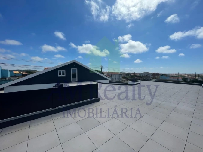 Moradia T4 para Venda em Atouguia da Baleia Foto 31