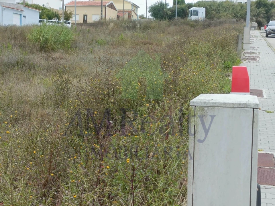 Terreno para Venda em Atouguia da Baleia Foto 3