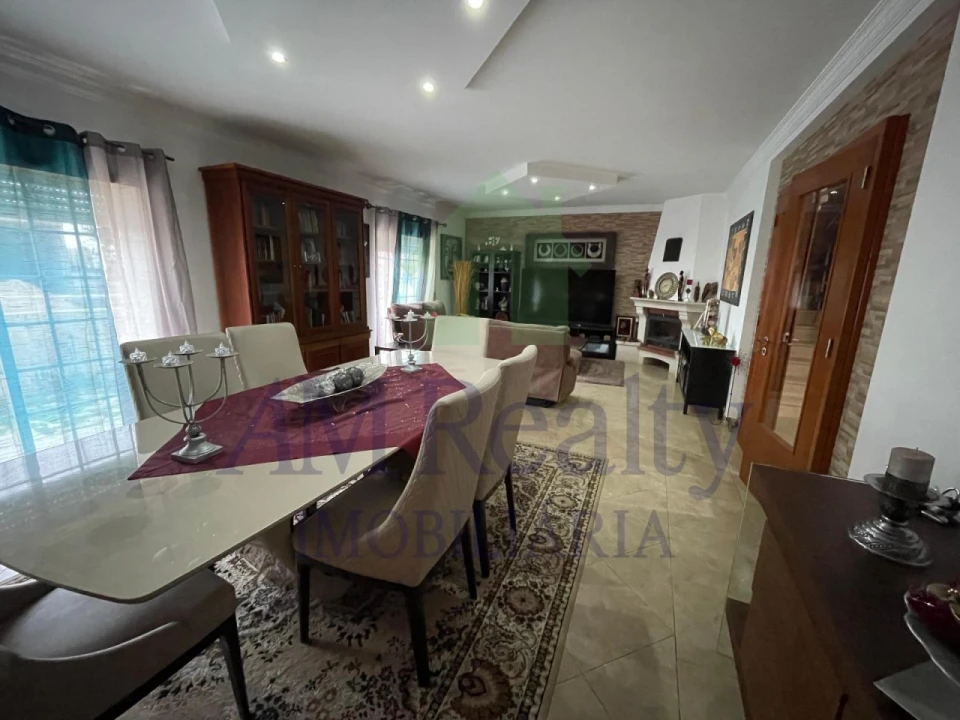 Moradia T4 para Venda em Atouguia da Baleia Foto 21