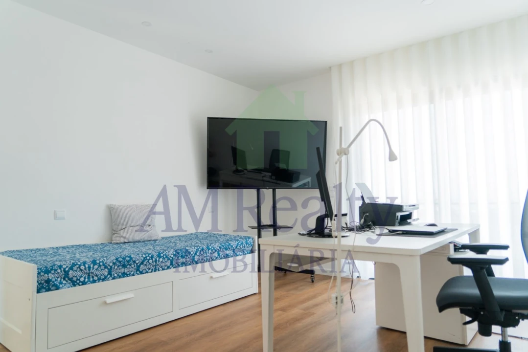 Moradia T3 para Venda em Atouguia da Baleia Foto 15