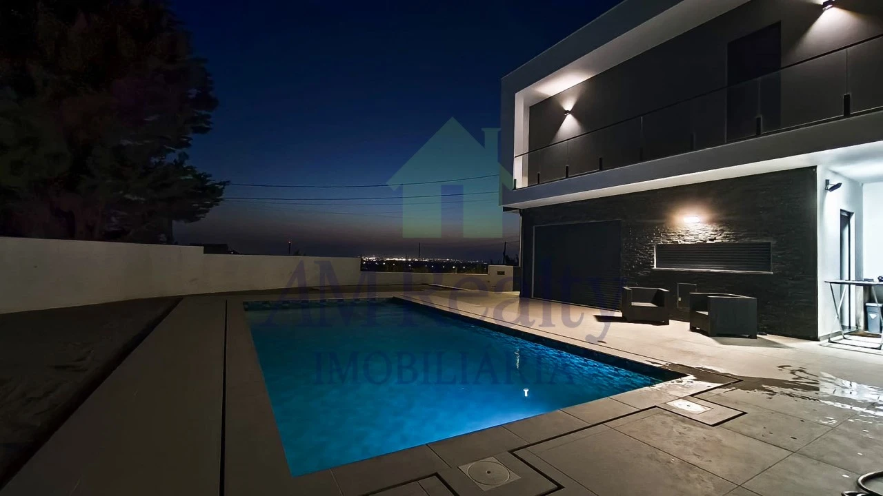 Moradia T3 para Venda em Atouguia da Baleia Foto 32