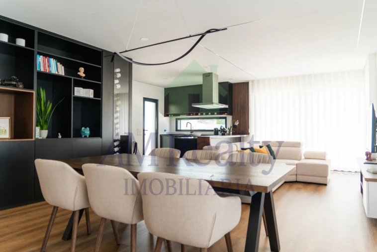 Moradia T3 para Venda em Atouguia da Baleia Foto 5