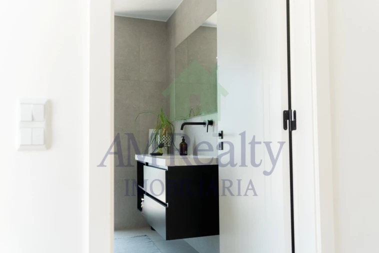 Moradia T3 para Venda em Atouguia da Baleia Foto 18