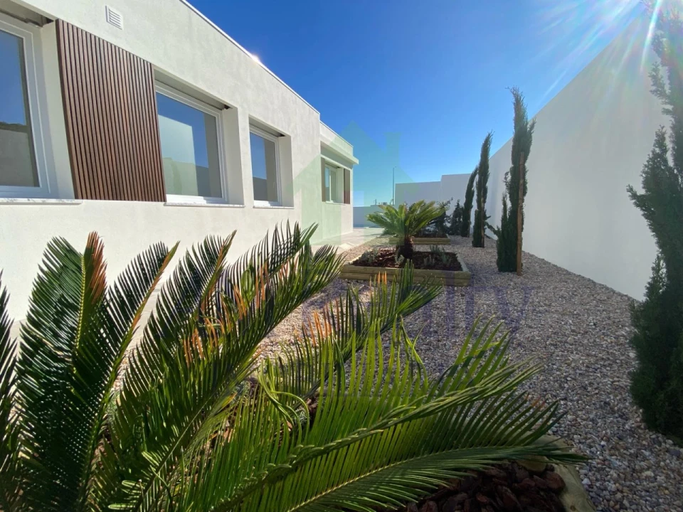 Moradia T3 para Venda em Lourinhã e Atalaia Foto 8