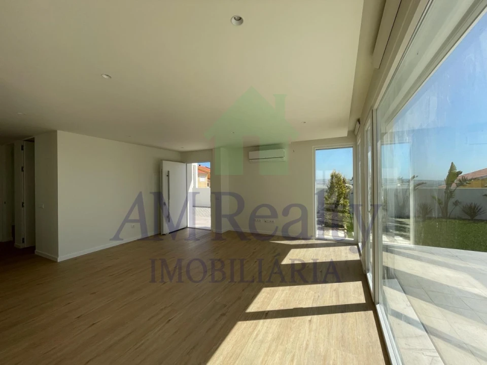 Moradia T3 para Venda em Lourinhã e Atalaia Foto 12