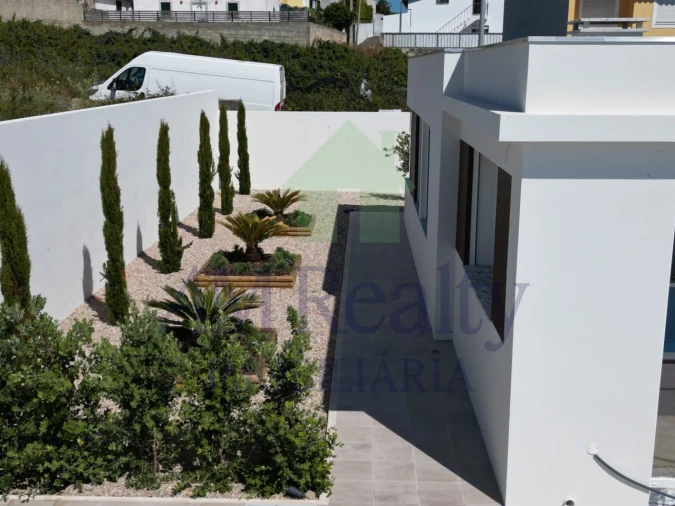 Moradia T3 para Venda em Lourinhã e Atalaia Foto 33