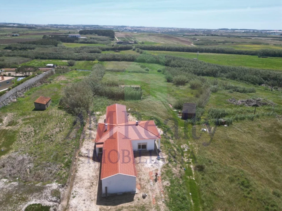 Moradia T5 para Venda em Ferrel Foto 6