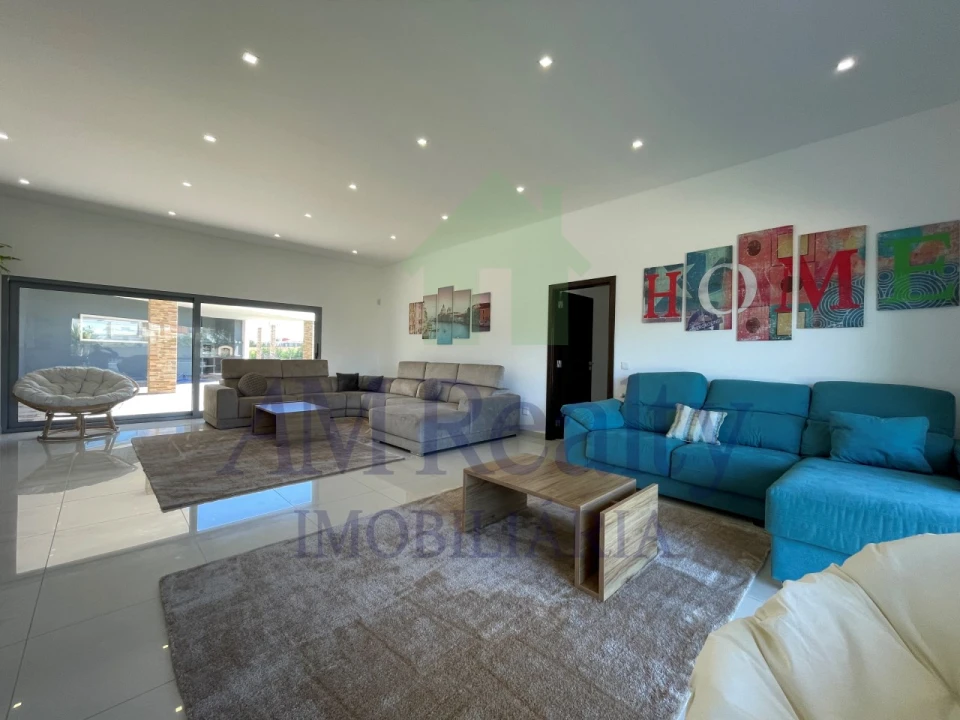 Moradia T4 para Venda em Atouguia da Baleia Foto 19